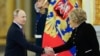 Владимир Путин и Валентина Матвиенко 